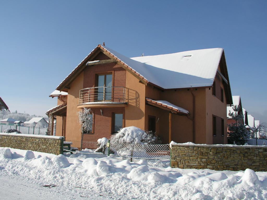 Liptovský Mikuláš Pension Iveta מראה חיצוני תמונה